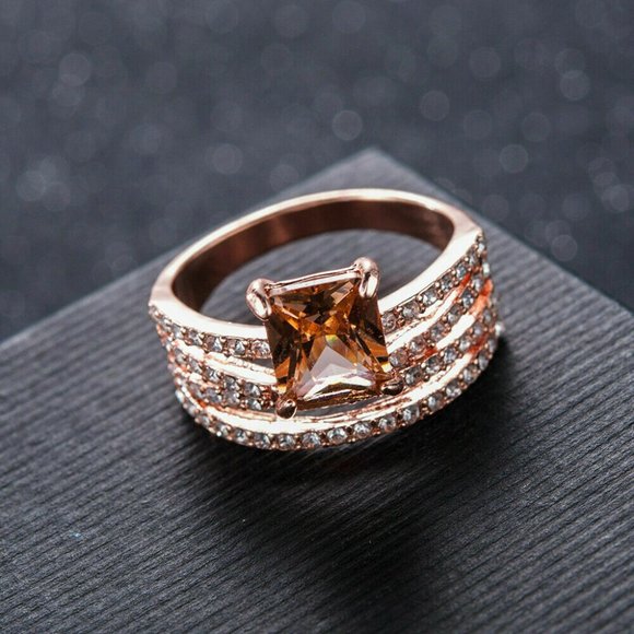 NWOT Rose Gold Morganite Ring - Picture 9 of 14